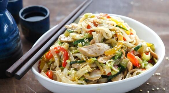 Vegetable vermicelli - the first dish in the gluten-free diet menu