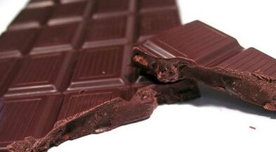 Single chocolate diet to lose weight 7 kg in a week